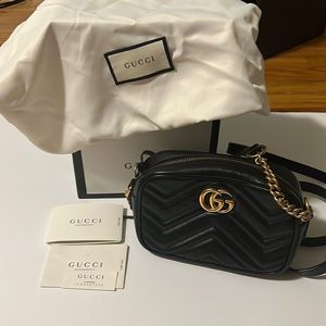 Gucci Marmont crossbody mini
